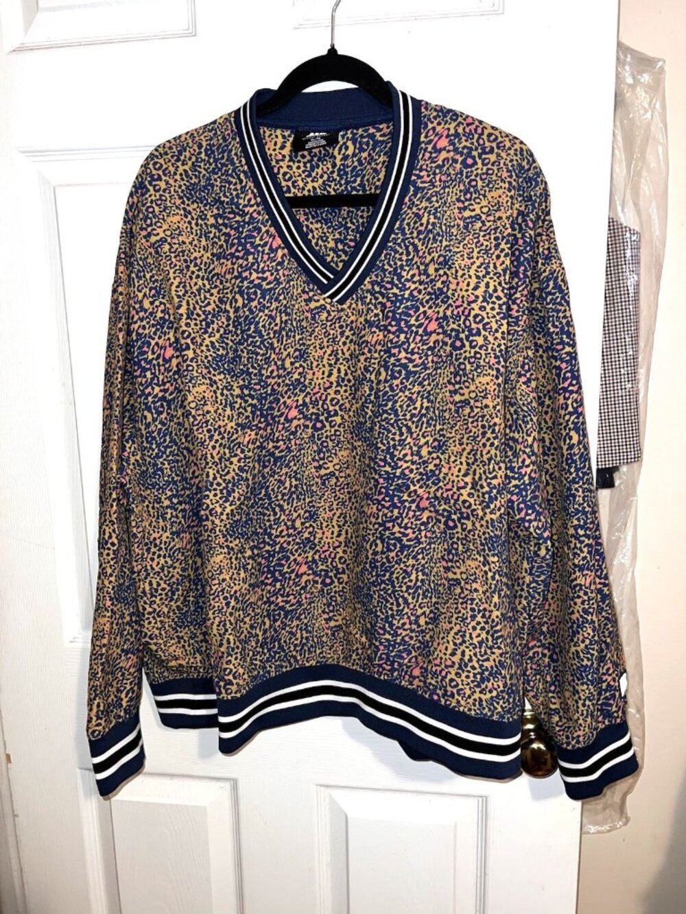 Melody Ehsani Sweatshirt Varsity Leopard Print V Neck Pullover Womens Sz Xl